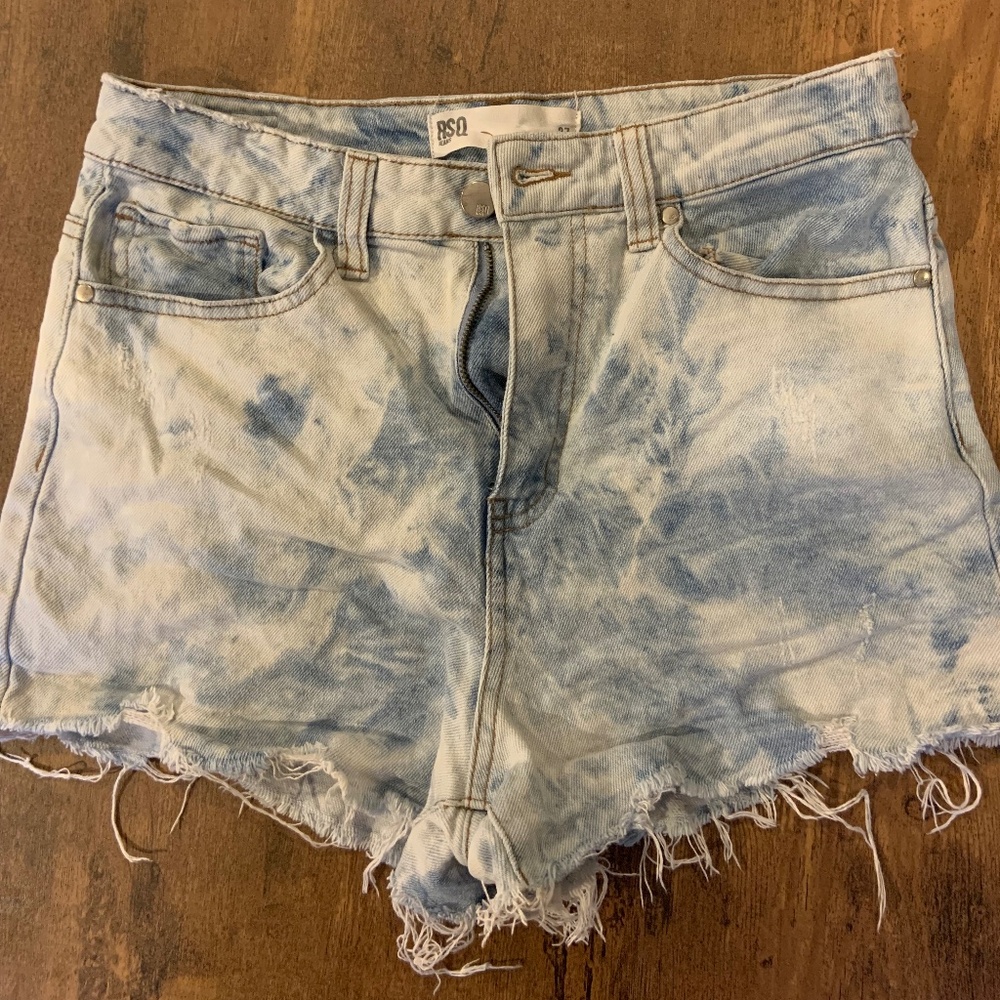 RSQ Curvy High Rise Frayed Tie Dye Denim Shorts